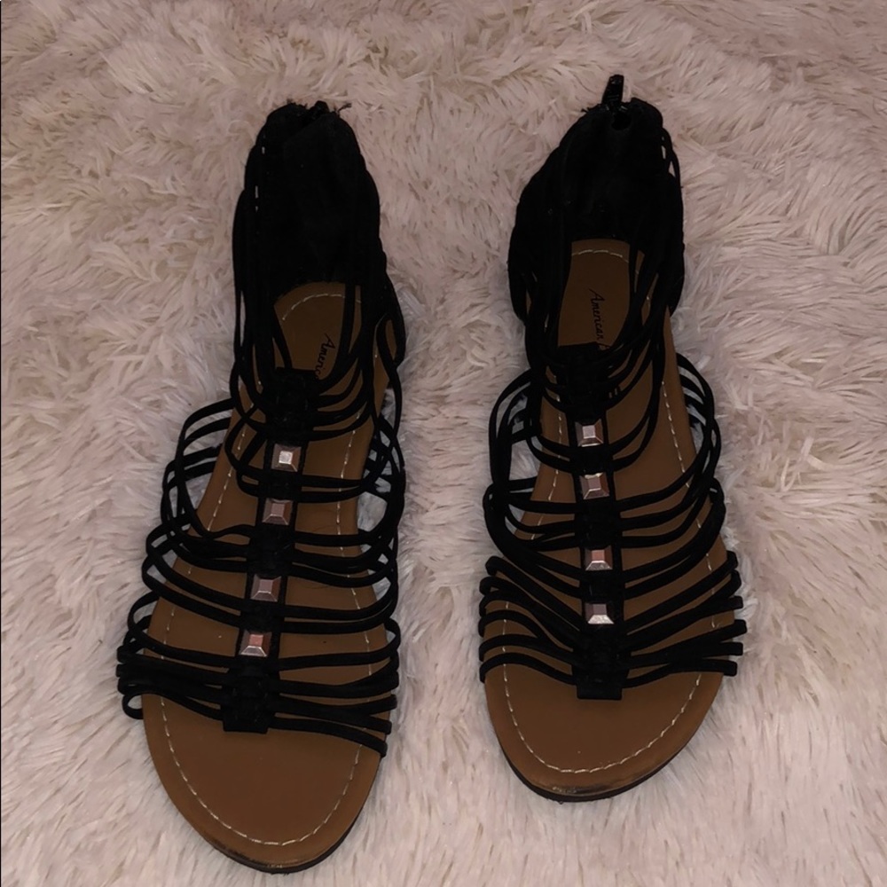 American Eagle Sandals